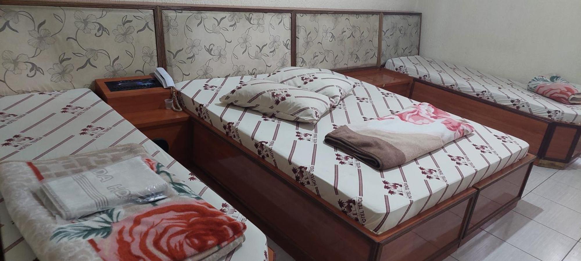 Hotel Tenda 2 Гуарульос Екстериор снимка
